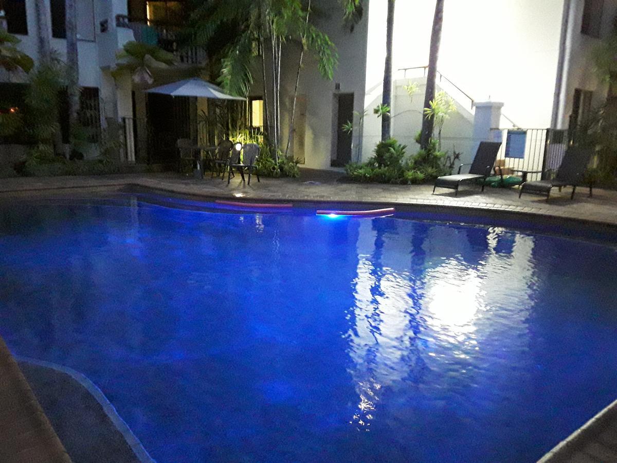 Casa Borghese Holiday Let Apartment Cairns Bagian luar foto